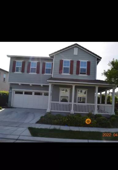 Main picture of 525 E Marcello Ave