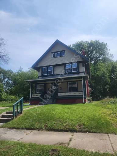 Main picture of 211 Rockingham St