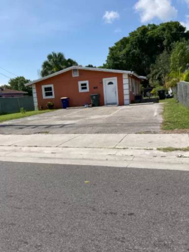 Main picture of 1615 Avenue E
