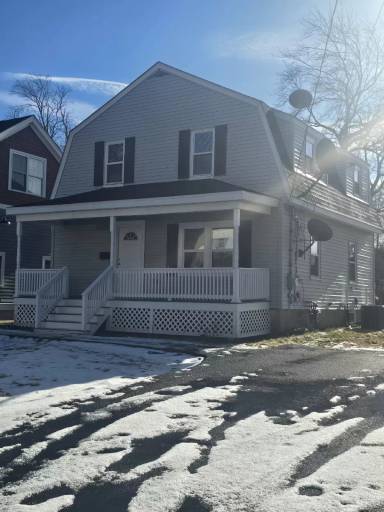 Main picture of 35 Phillips Ave