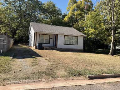 Main picture of 1110 N Park Ave