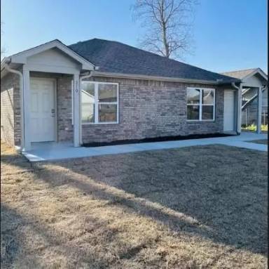 Main picture of 310 N Grant Ave