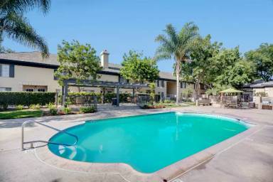 Main picture of Briarwood Square Apartment Homes