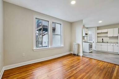 Main picture of 701 Brownsville Rd