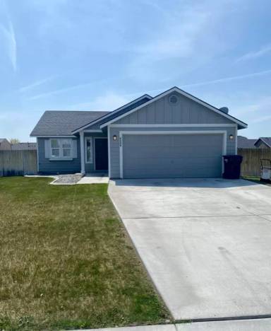 Main picture of 6406 Glacier Peak Dr