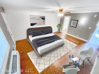 Main picture of Chevy Chase Flats