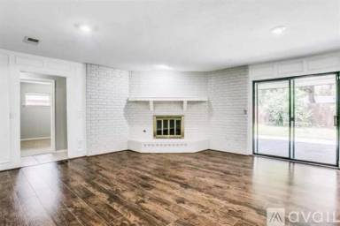 Main picture of 2413 Kimberly Ln