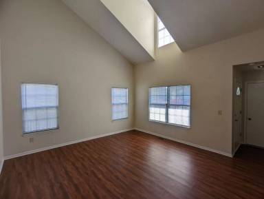 Main picture of 1750 Rock Creek Dr