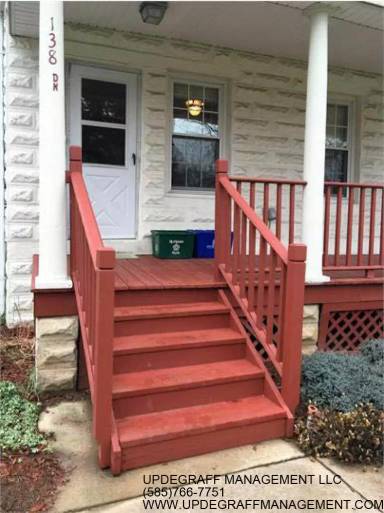 Main picture of 138 W Sawyer Pl