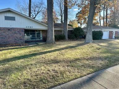 Main picture of 2737 Murray Ave