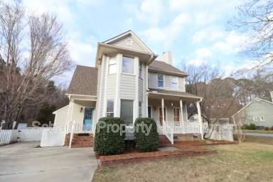 Main picture of 2704 Thurrock Dr