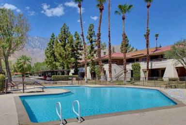 Main picture of Palm Springs Oasis
