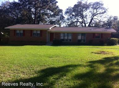 Main picture of 1506 Crestview Dr