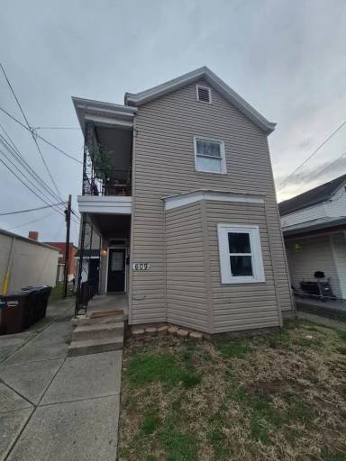 Main picture of 609 McKinney Ave