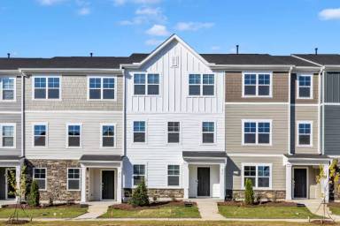 Main picture of 416 Carolina Springs Blvd