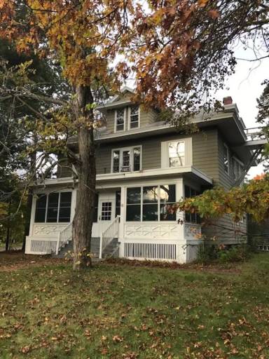 Main picture of 2003 Woodland Ave