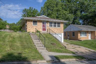 Main picture of 613 Georgia St