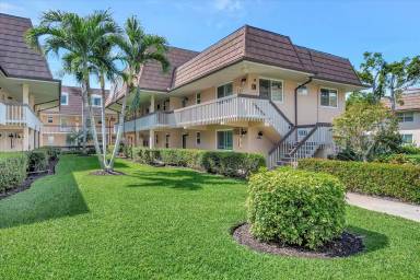 Main picture of Island Manor