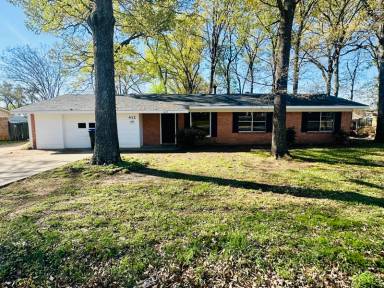 Main picture of 412 Helane Ln