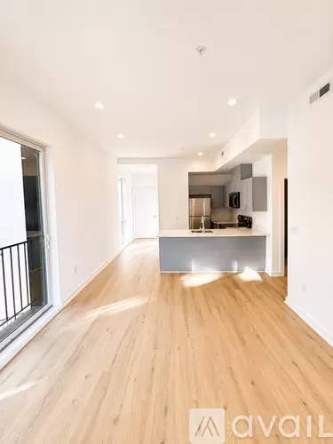 Main picture of 2425 20th St NE