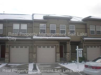 Main picture of 2114 E Glamis Ct
