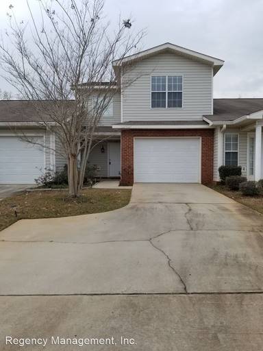 Main picture of 107 Winterberry Way
