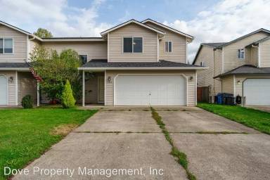 Main picture of 2422 NW 3rd Way