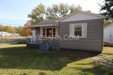Main picture of 2711 Flint Hills Dr