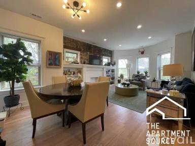 Main picture of 1400 W Olive Ave