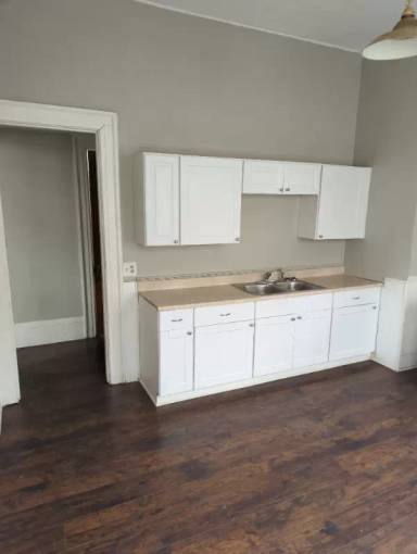 Main picture of 2367 S 7th St