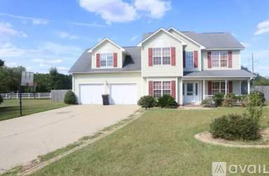 Main picture of 100 Guilford Ct