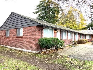 Main picture of 9226 Kenwood Dr SW
