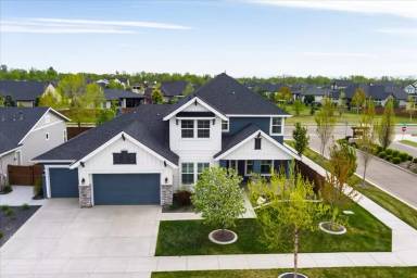 Main picture of 10103 W Twisted Vine Ct