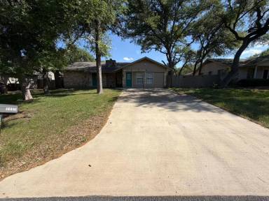 Main picture of 9405 Newberry Dr