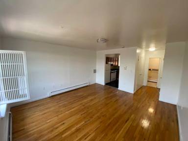 Main picture of 1018 Hoe Ave