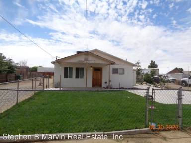 Main picture of 43217 6th St E