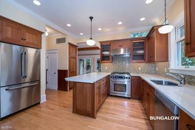 Main picture of Plaid Apartments