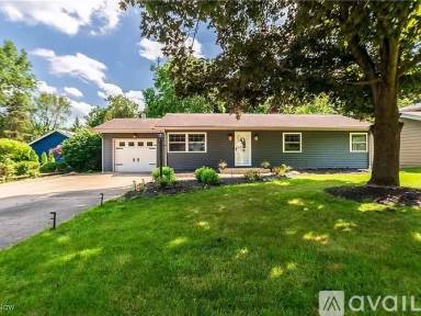Main picture of 216 W Glenridge Rd