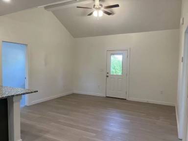 Main picture of 1311 E Ada St