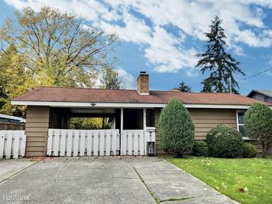 Main picture of 9515 College Way N