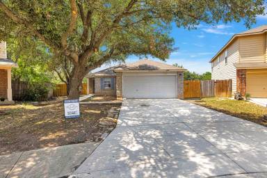 Main picture of 6019 Old Corral