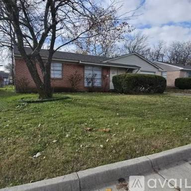 Main picture of 534 Holly Ln