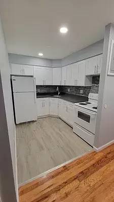 Main picture of 3090 33rd St