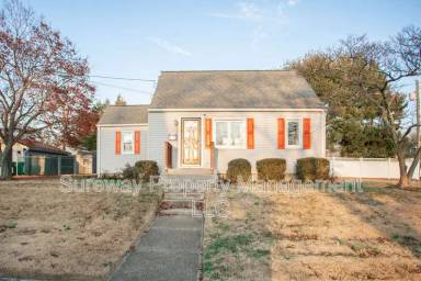 Main picture of 833 Lincoln Ave