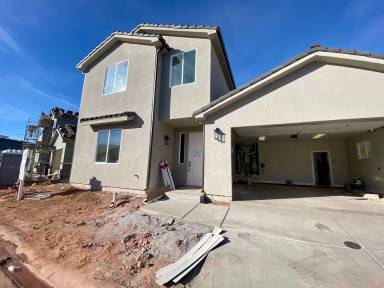 Main picture of 840 N Twin Lakes Dr