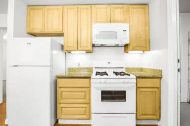 Main picture of 5142 Clarke St