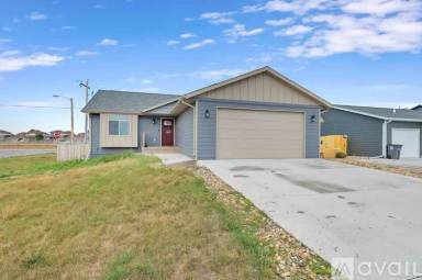 Main picture of 615 Boswell Blvd
