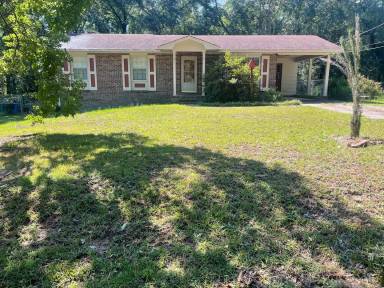 Main picture of 5832 Bishop Dr