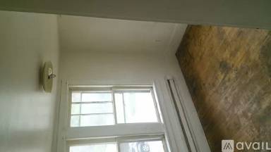 Main picture of 633 Oak St