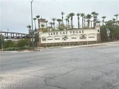 Main picture of 350 Tigullio Ave